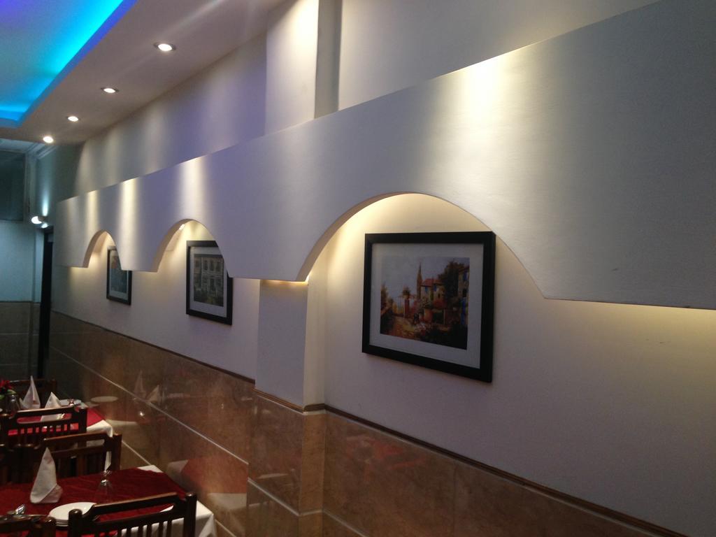 Hotel Ekant Фаридабад Екстериор снимка